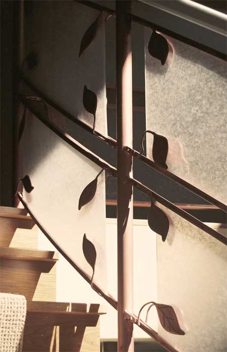 Saffir's Railing: Detail